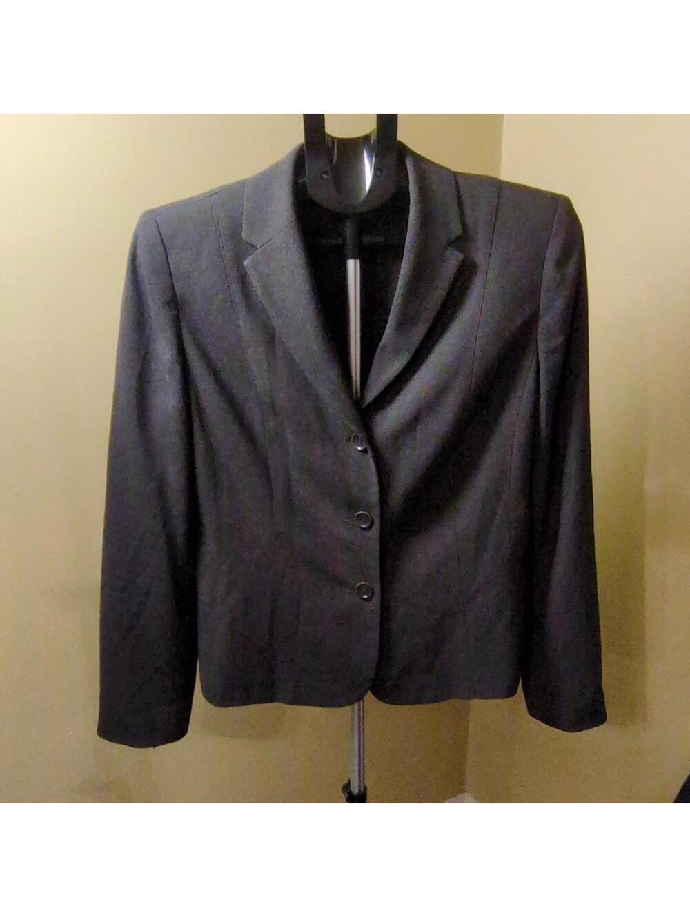Ann Taylor Gray Notch Lapel Blazer Three-Button Women's Size 10